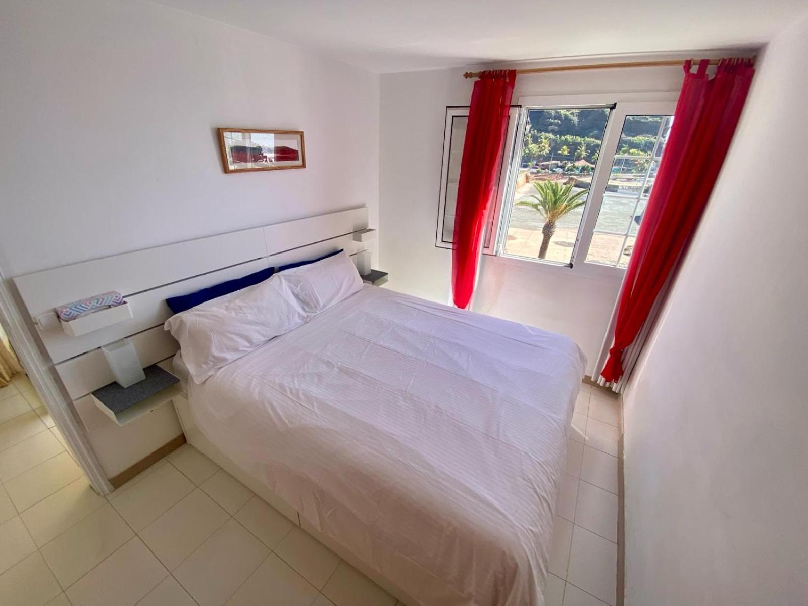 Casa Del Mar, Sunny Ocean View Appartement Right At The Beach! Лос-Льянос-де-Аридане Экстерьер фото